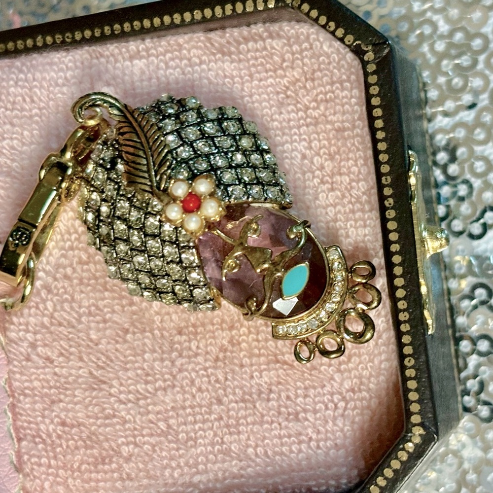 Rare new with tags genie charm